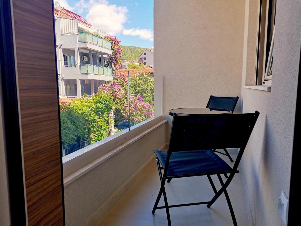 Apartments Lora Zmajeva, 7 Budva Kültér fotó
