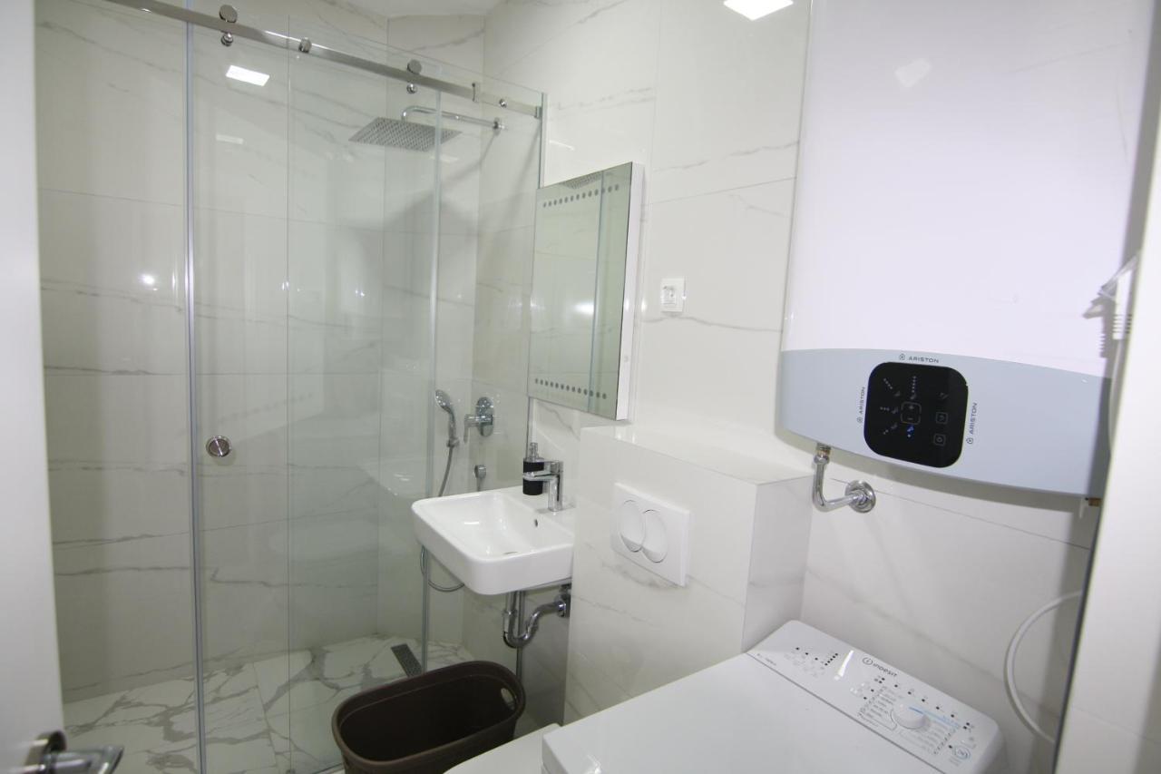 Apartments Lora Zmajeva, 7 Budva Kültér fotó